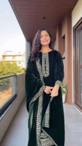 Green Velvet Embroidered Kurta Set For Women